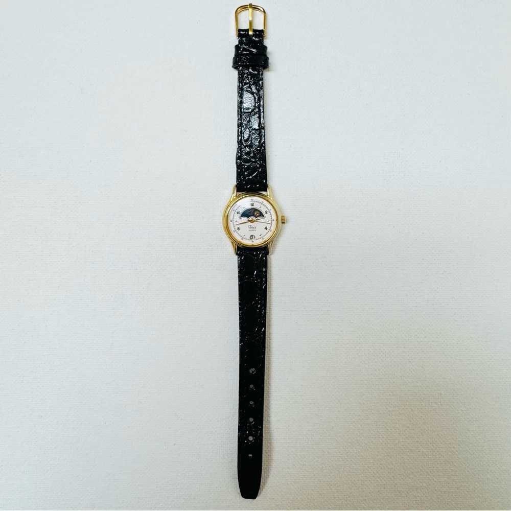 Vintage 1994 Timex Sun/Moon Day/Night Women's Gold Date Watch Black Leather - Picture 9 of 13
